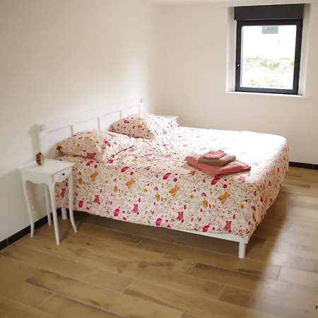 Chez Camille Et Pierre Bed & Breakfast *